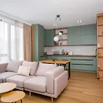 Apartament Spacious 2br - Modern Design