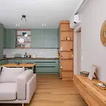 Spacious 2br - Modern Design