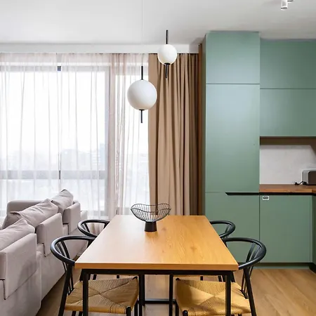 Spacious 2br - Modern Design