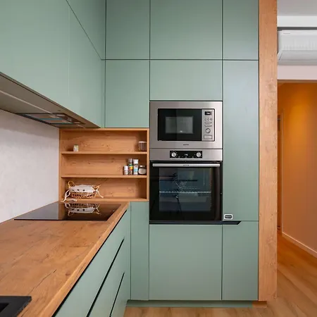 Апартаменты Spacious 2br - Modern Design *