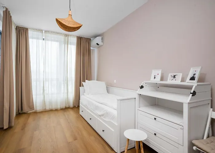 Spacious 2br - Modern Design 소피아