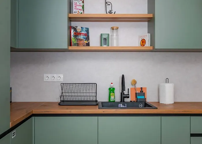 Spacious 2br - Modern Design 아파트 *