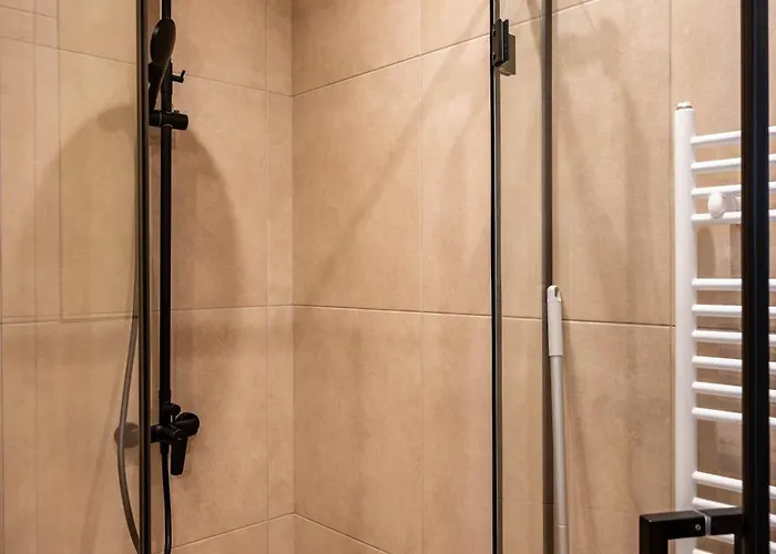 Spacious 2br - Modern Design